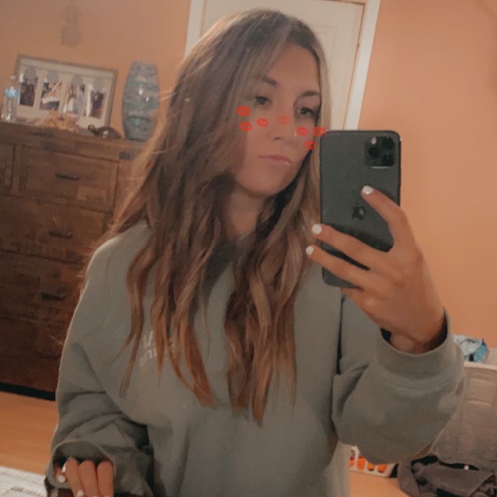 Meet your Posher, Jennifer